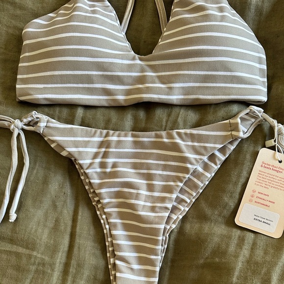 Women’s Midori striped bikini matching set - Picture 3 of 10